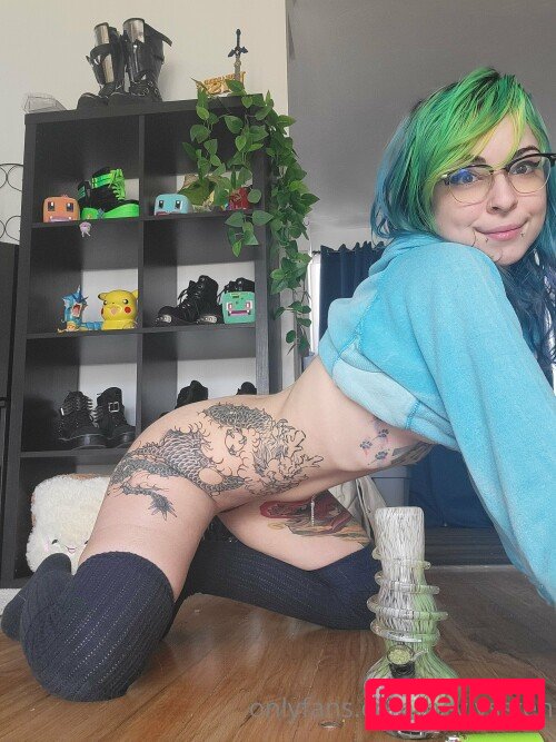 HeyLyssten Onlyfans Photo Gallery 