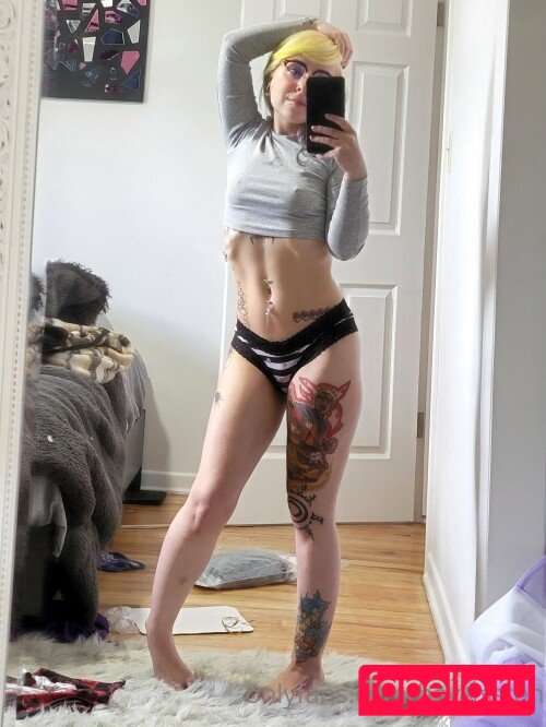 HeyLyssten Onlyfans Photo Gallery 