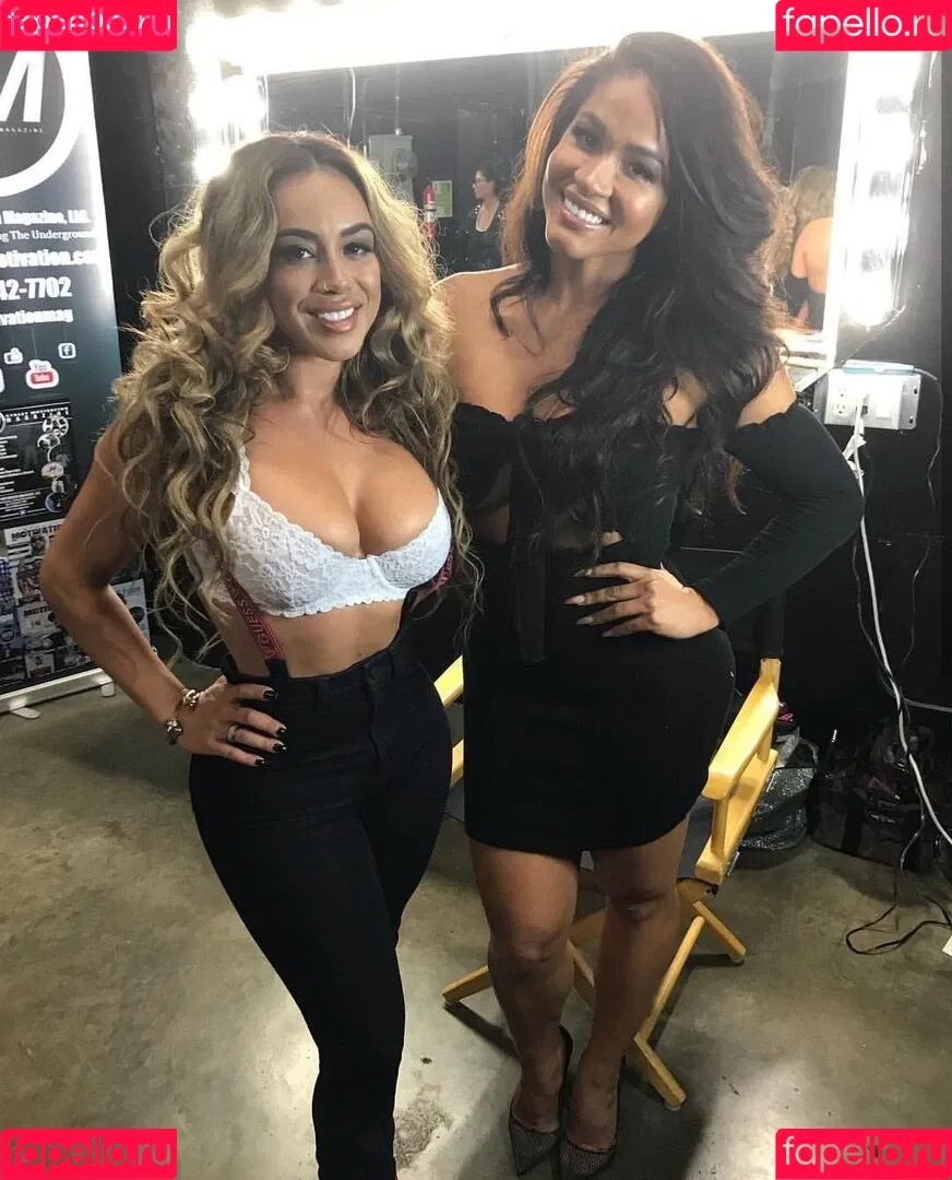 Jasmin Cadavid Onlyfans Photo Gallery 