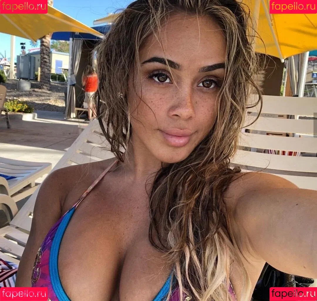 Jasmin Cadavid Onlyfans Photo Gallery 