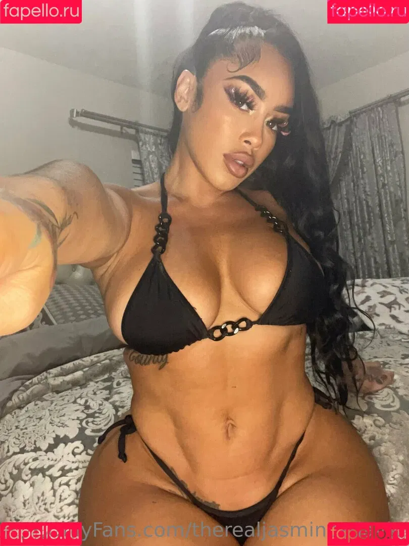 Jasmin Cadavid Onlyfans Photo Gallery 