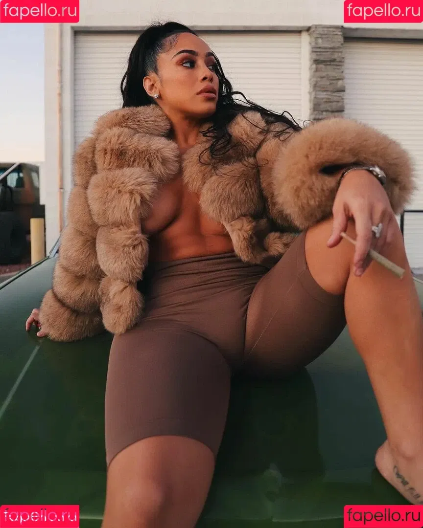 Jasmin Cadavid Onlyfans Photo Gallery 