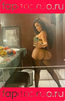 Jasmin Cadavid Onlyfans Photo Gallery 