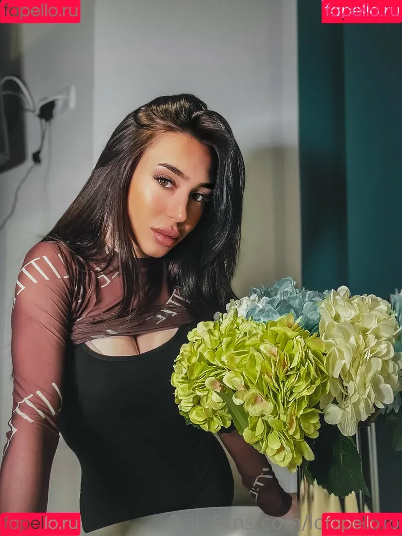 Louise.vip Onlyfans Photo Gallery 