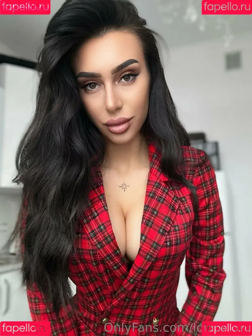Louise.vip Onlyfans Photo Gallery 
