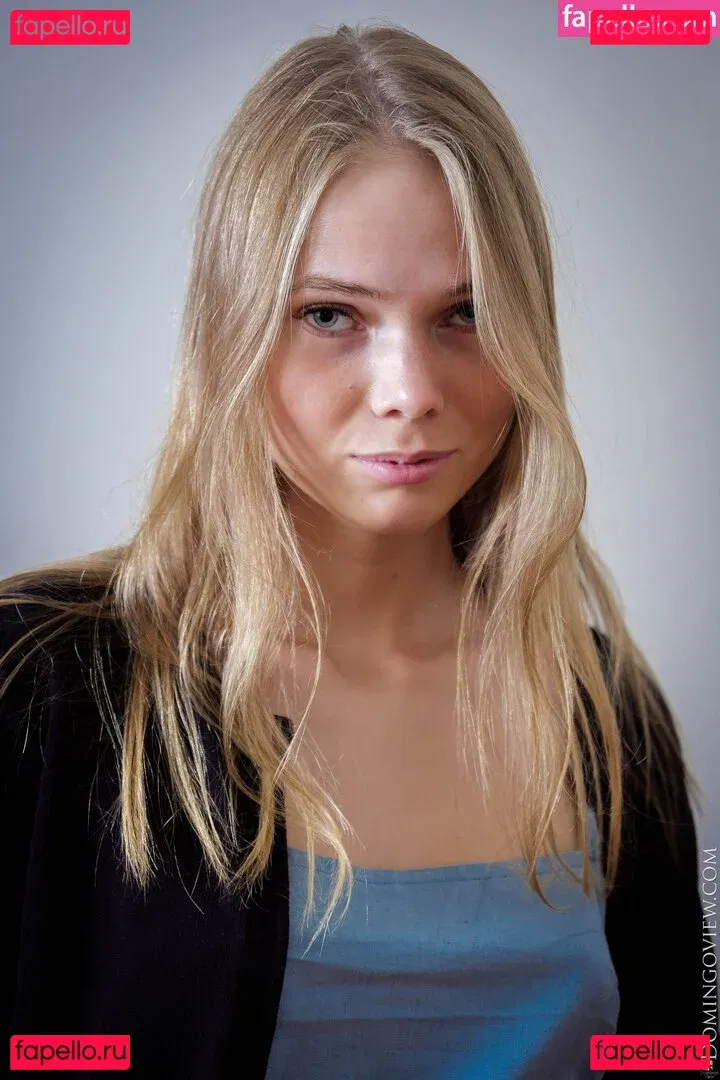 Louise.vip Onlyfans Photo Gallery 