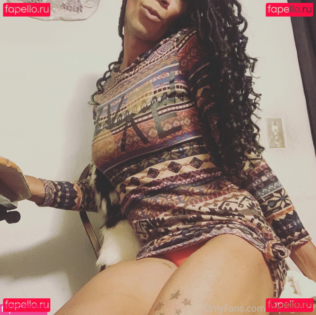 Capri Starr / capri_starr / capristarr27 Onlyfans Photo Gallery 
