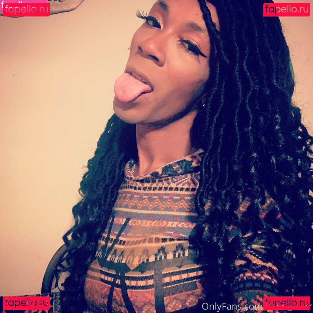 Capri Starr / capri_starr / capristarr27 Onlyfans Photo Gallery 