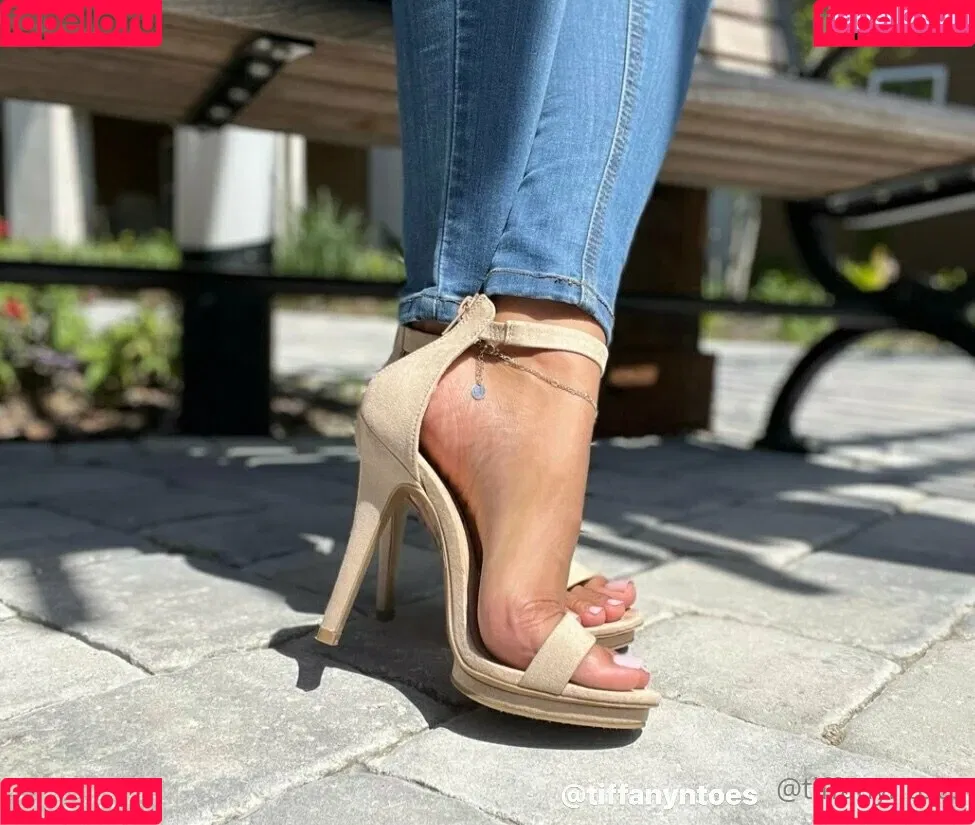 alittleoftiff Onlyfans Photo Gallery 