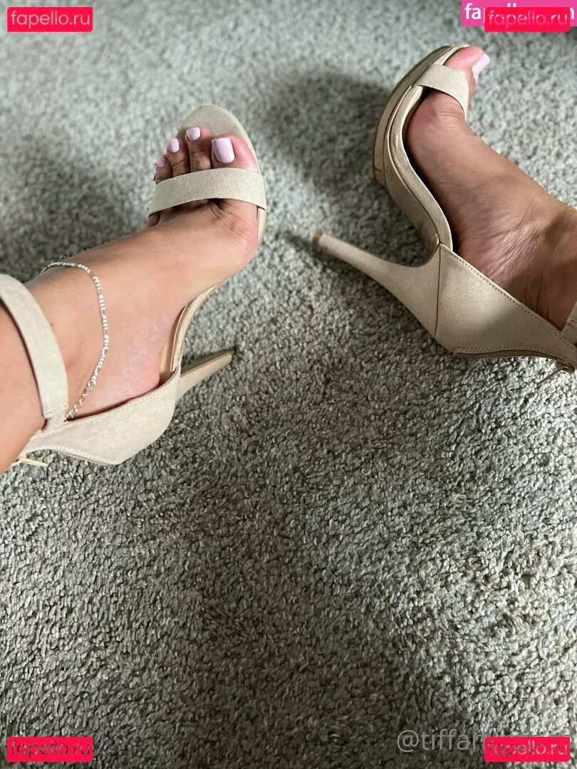 alittleoftiff Onlyfans Photo Gallery 