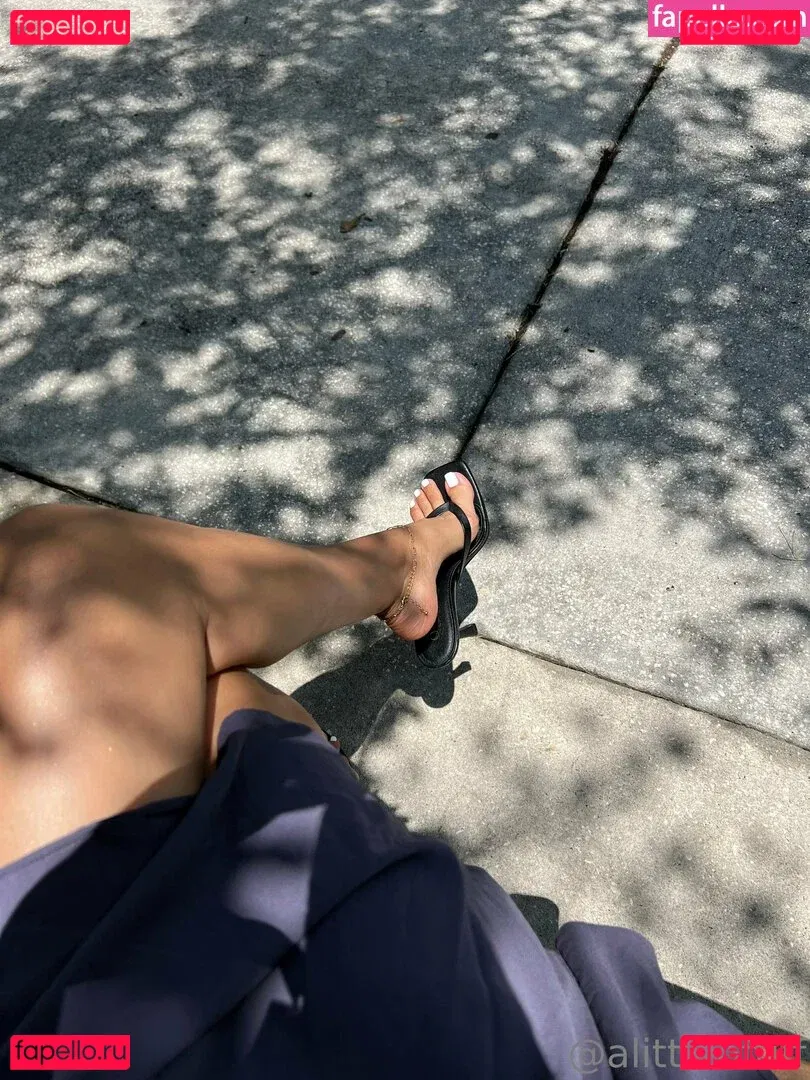 alittleoftiff Onlyfans Photo Gallery 