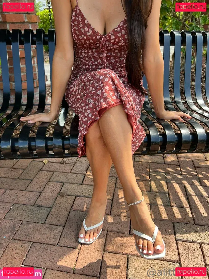 alittleoftiff Onlyfans Photo Gallery 