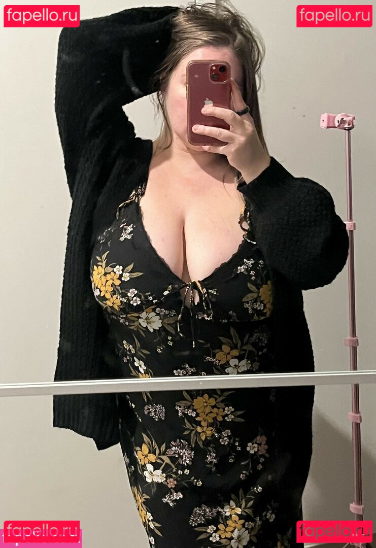 / OneLoveChels / yumslut Nude Onlyfans Photo 40