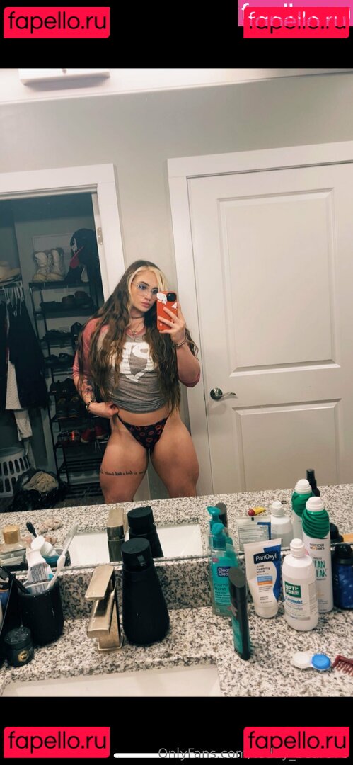 Michelle Hensley / mhensley_1 / teddy_bear676 / teddy_bear678 Onlyfans Photo Gallery 