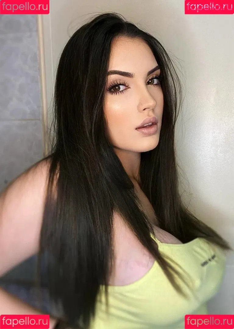 Isabella Rivas Onlyfans Photo Gallery 