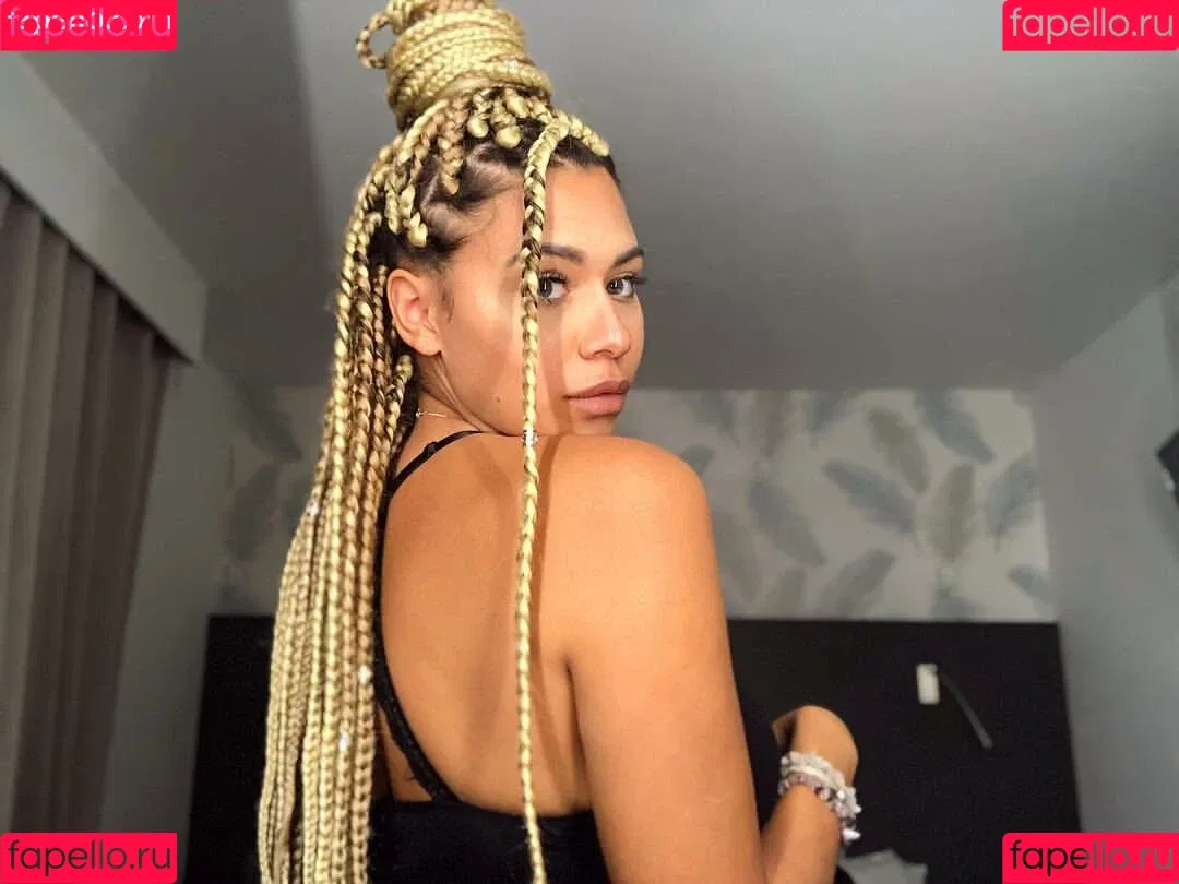 Chanelle Mauricette Onlyfans Photo Gallery 