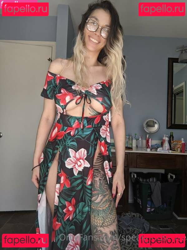 speak_nonsense / speaknonsense Onlyfans Photo Gallery 