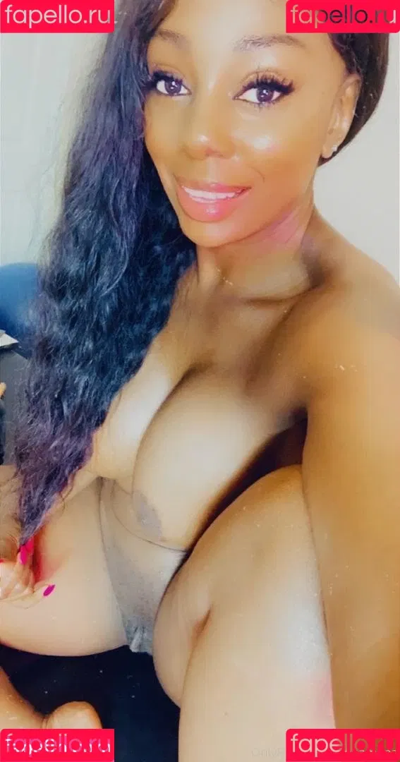 MonaMona Onlyfans Photo Gallery 