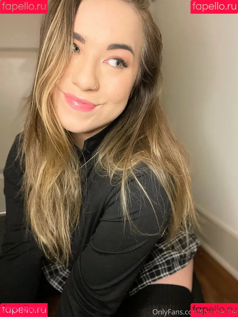 lunabaylee Onlyfans Photo Gallery 