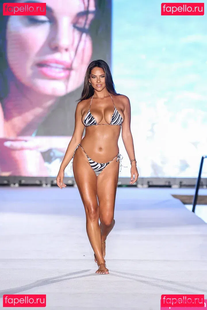 Christen Harper Onlyfans Photo Gallery 