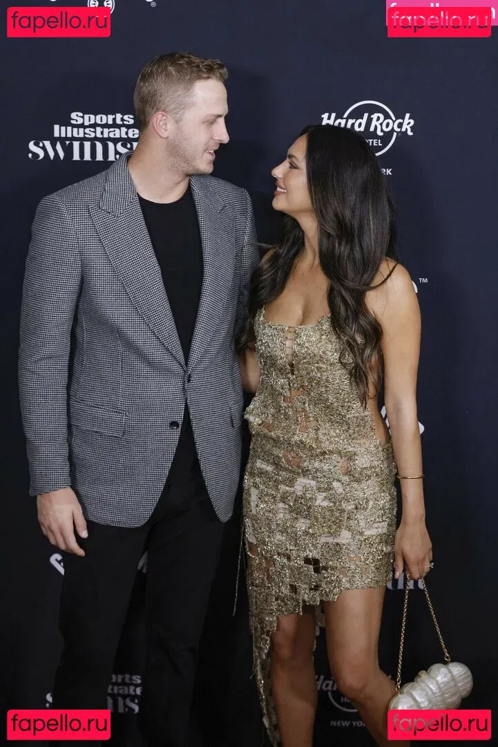 Christen Harper Onlyfans Photo Gallery 