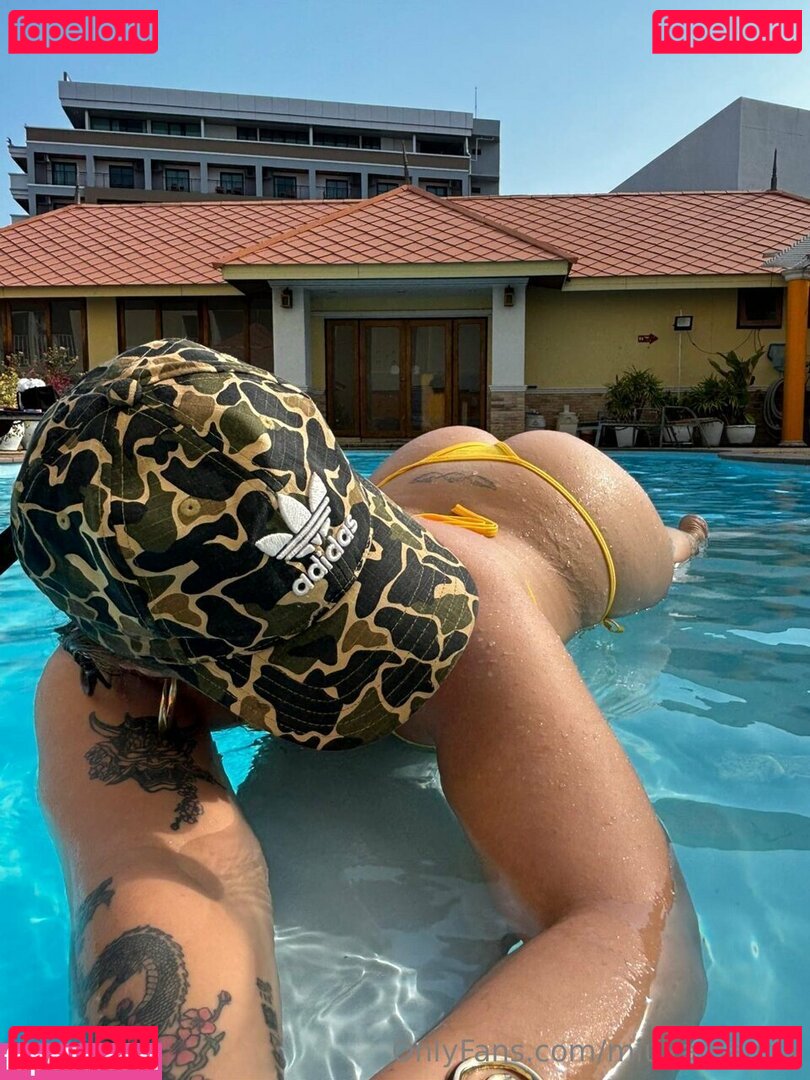 miuamandax / miuxamanda Onlyfans Photo Gallery 