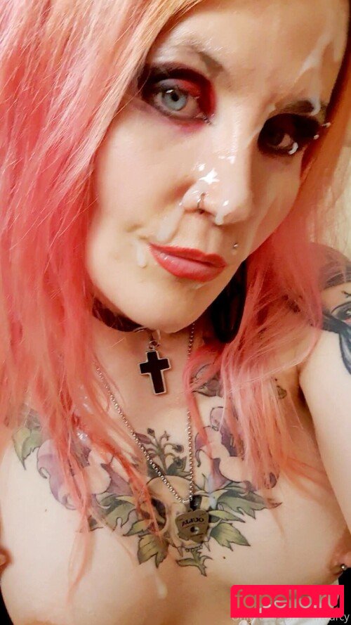 Ann Darcy Nude Onlyfans Photo 3