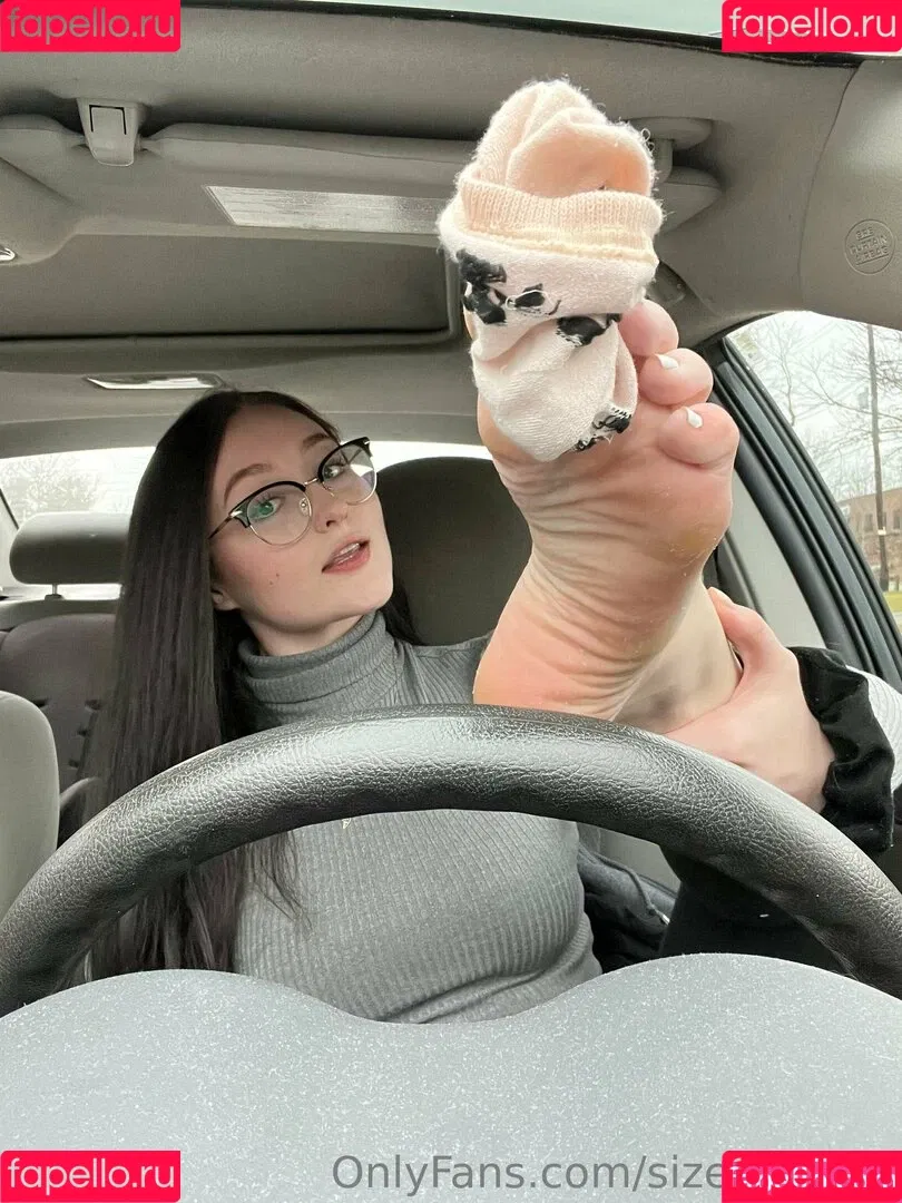 Sizeelevens Onlyfans Photo Gallery 