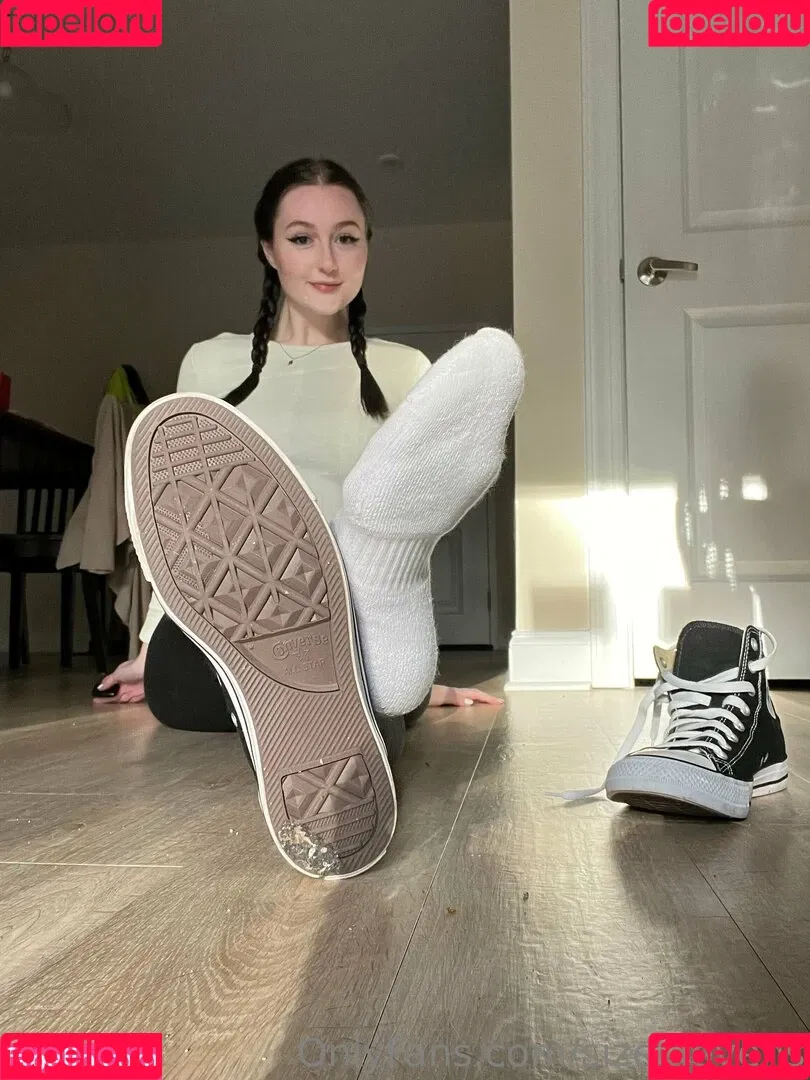 Sizeelevens Onlyfans Photo Gallery 