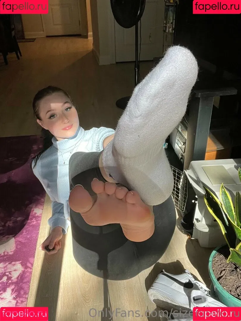 Sizeelevens Onlyfans Photo Gallery 