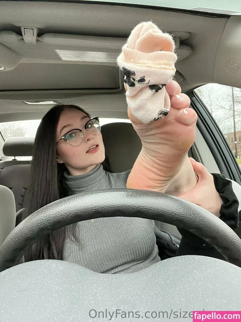 Sizeelevens Onlyfans Photo Gallery 