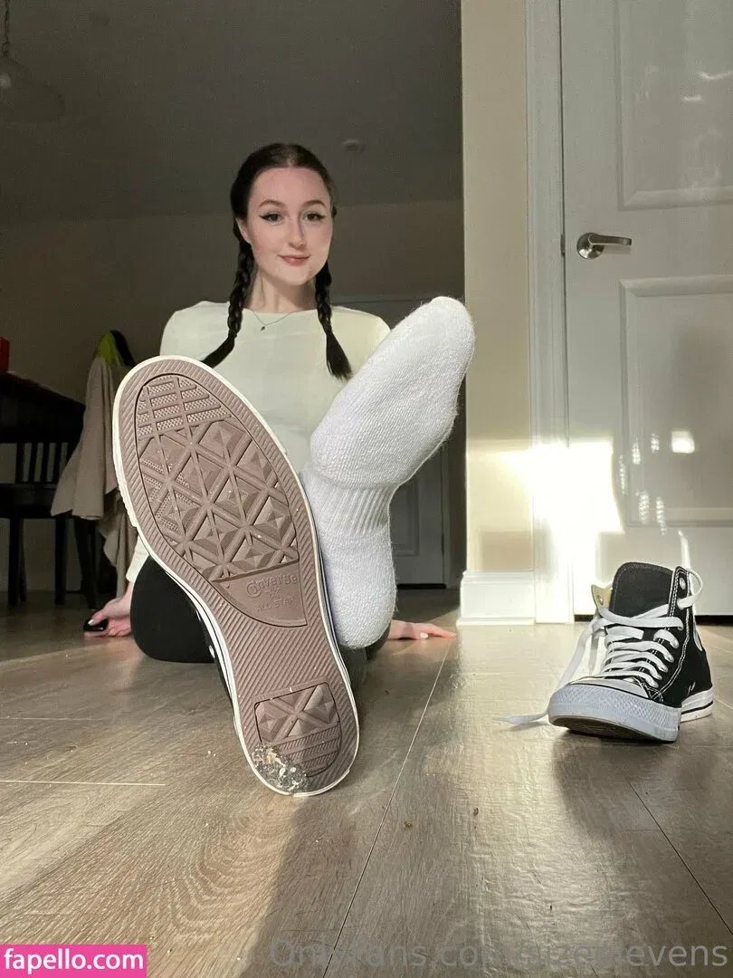 Sizeelevens Onlyfans Photo Gallery 