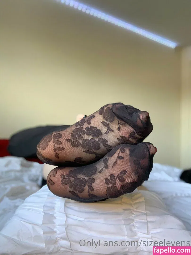 Sizeelevens Onlyfans Photo Gallery 