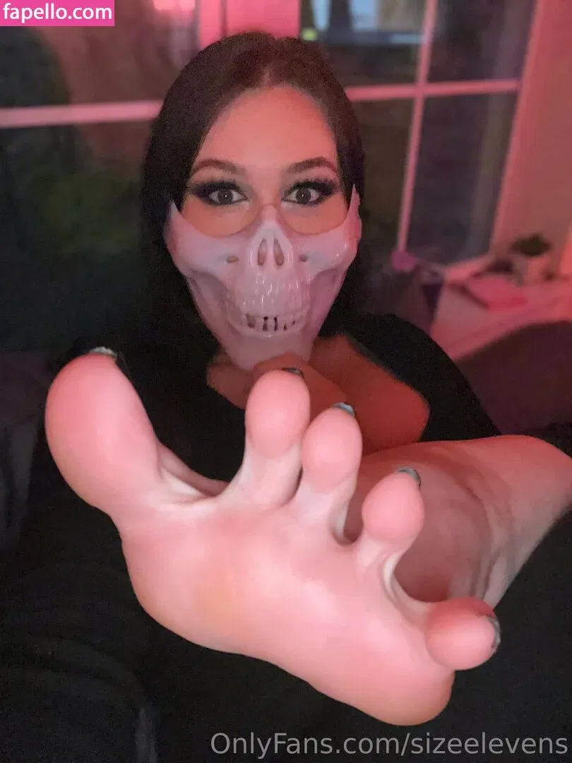 Sizeelevens Onlyfans Photo Gallery 