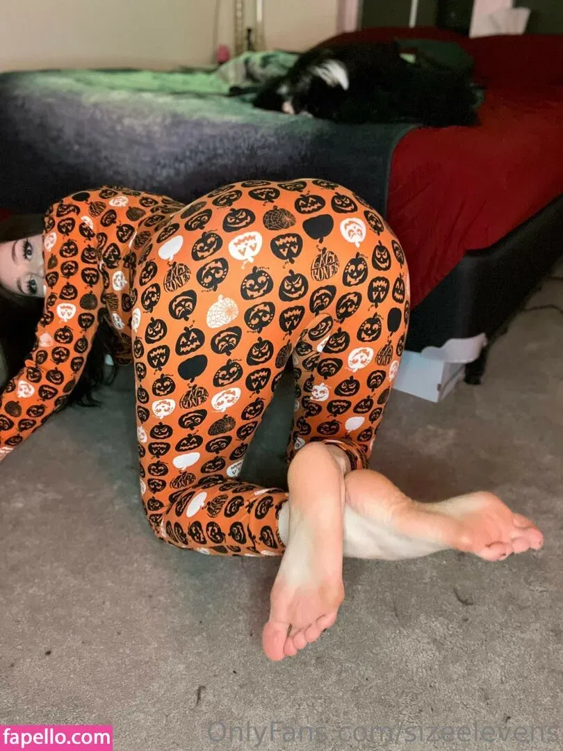 Sizeelevens Onlyfans Photo Gallery 