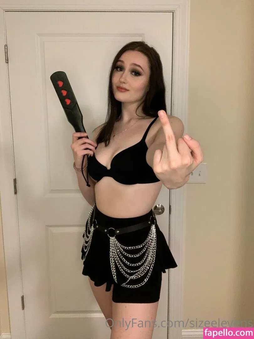 Sizeelevens Onlyfans Photo Gallery 