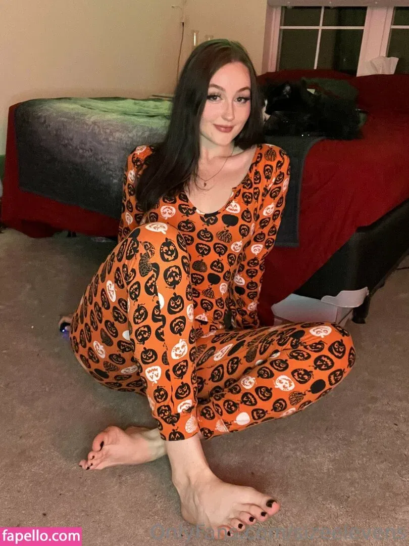 Sizeelevens Onlyfans Photo Gallery 