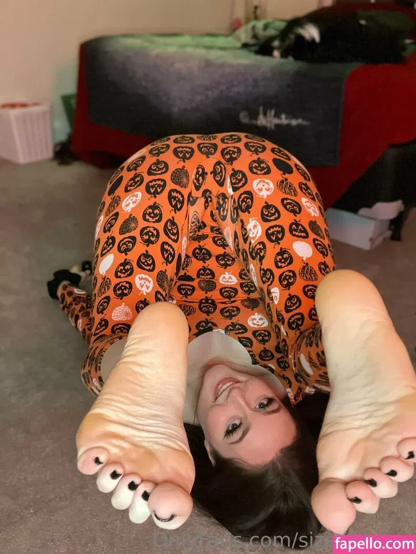 Sizeelevens Onlyfans Photo Gallery 