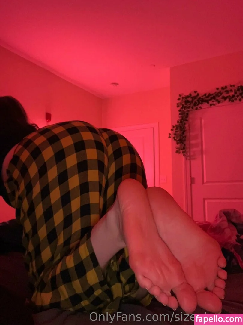 Sizeelevens Onlyfans Photo Gallery 