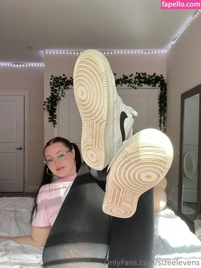 Sizeelevens Onlyfans Photo Gallery 