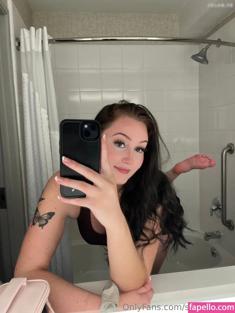 Sizeelevens Onlyfans Photo Gallery 