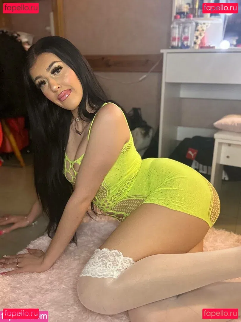 Melina_polska Onlyfans Photo Gallery 