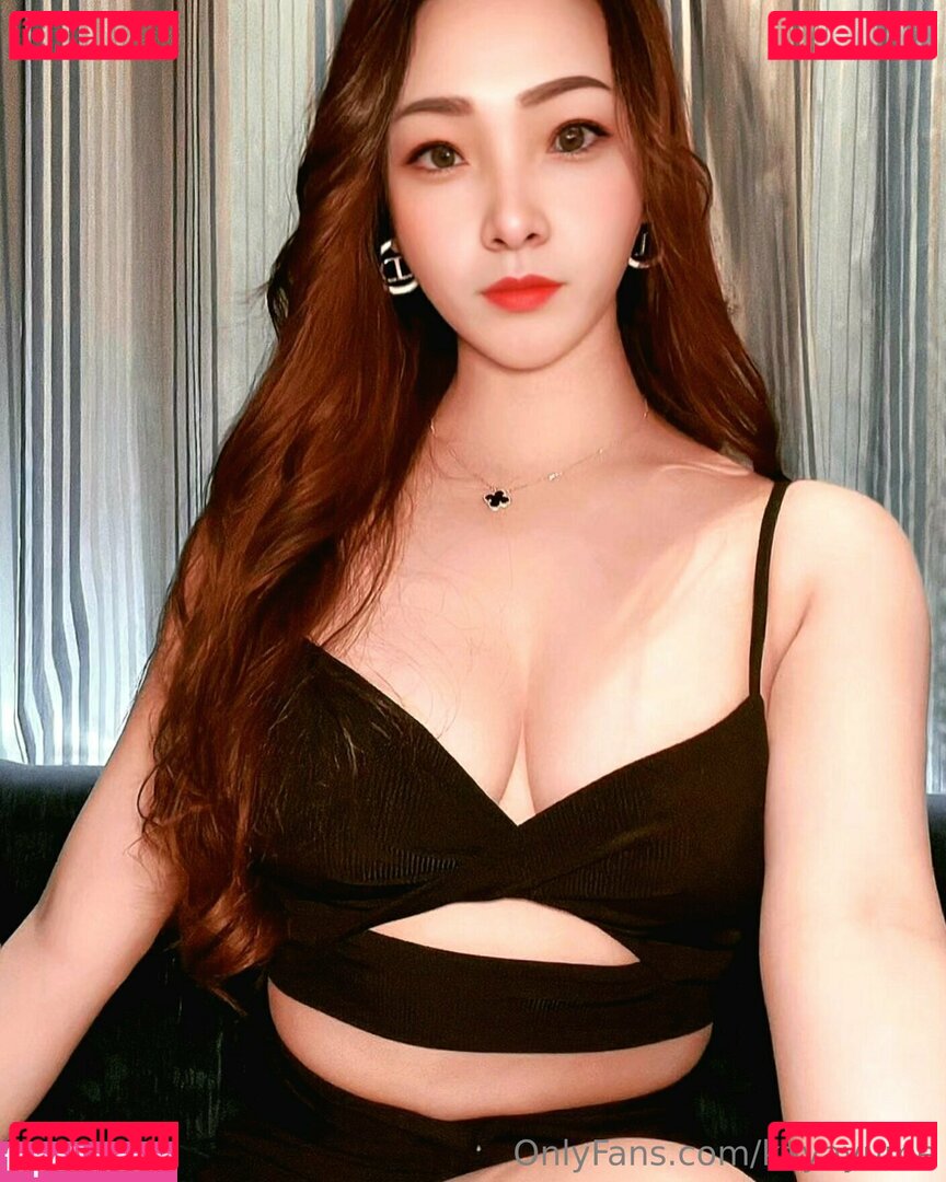 kayayume Onlyfans Photo Gallery 