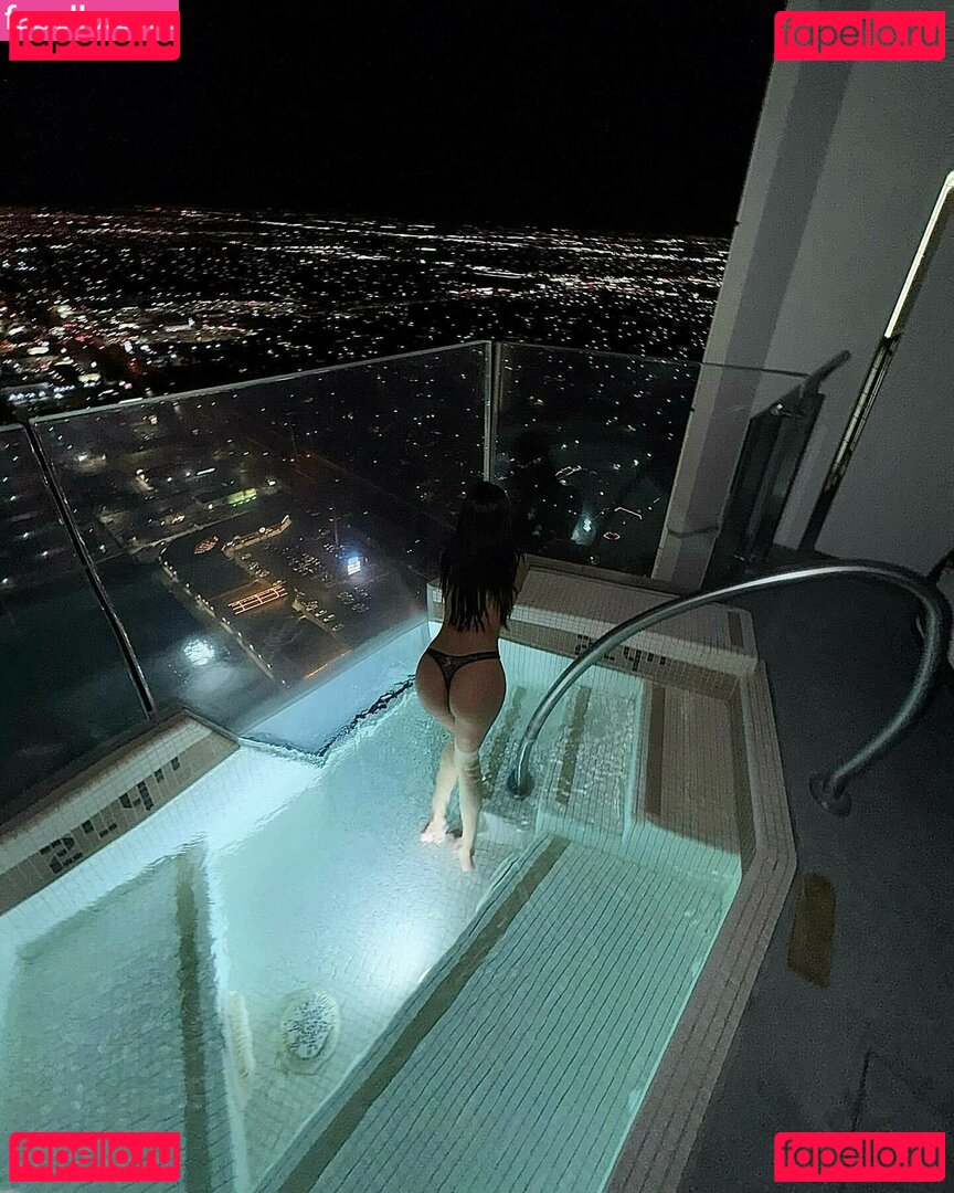 Trannyrudie Onlyfans Photo Gallery 