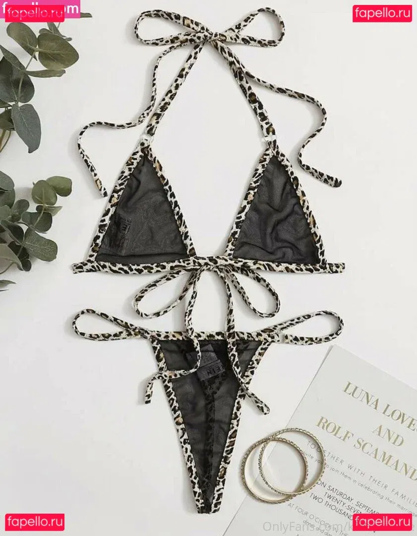 baby.mak Onlyfans Photo Gallery 