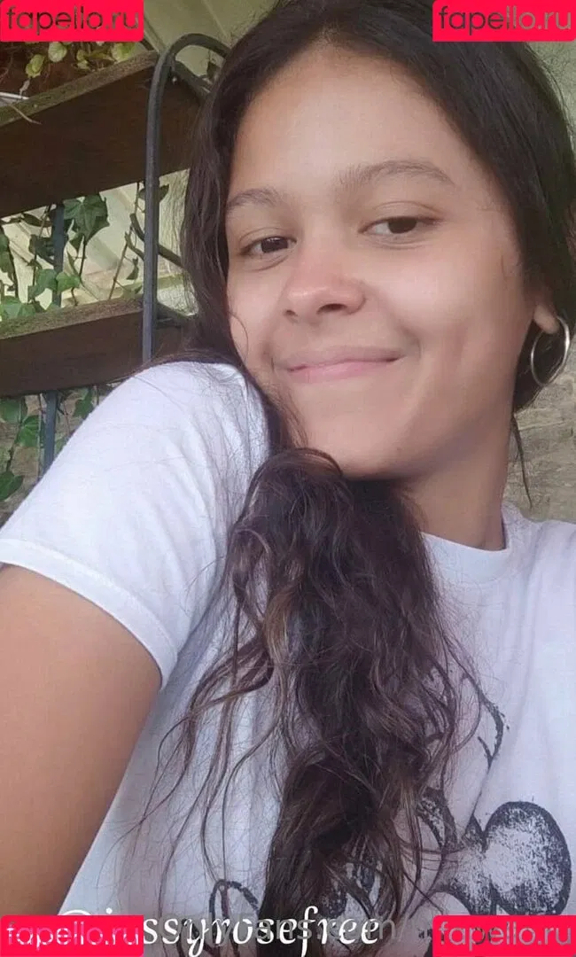 miawaifu Onlyfans Photo Gallery 