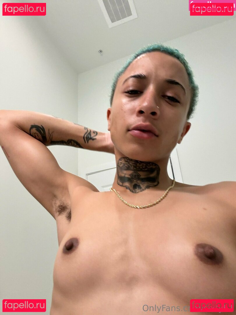 Sixthestar / Sixtyb1 / sixthestarr Onlyfans Photo Gallery 