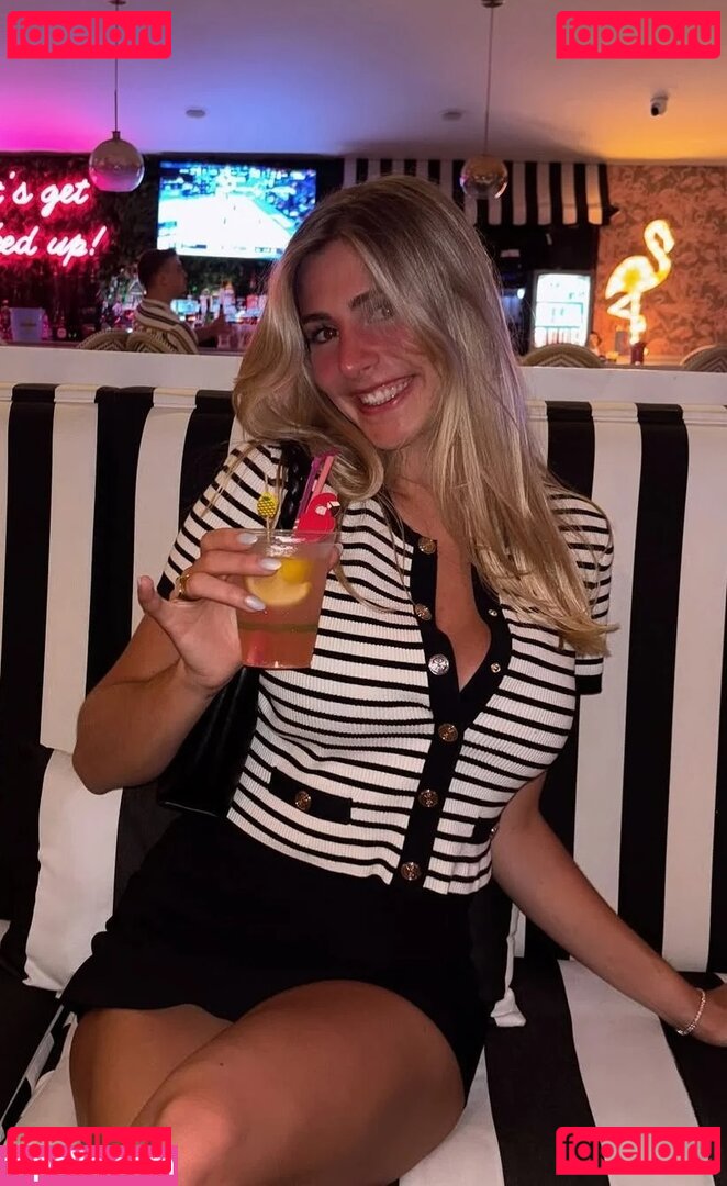 Megan Lucky / meglucky53 Onlyfans Photo Gallery 