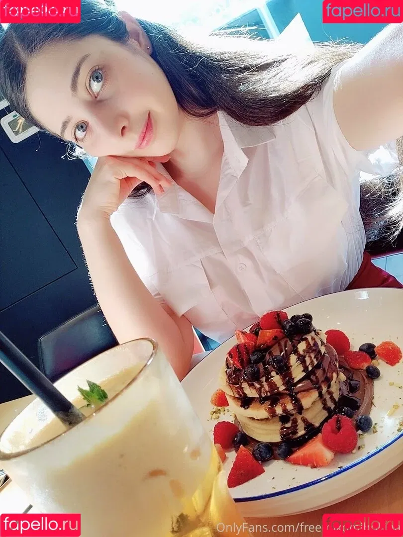 freemikomihokina Onlyfans Photo Gallery 