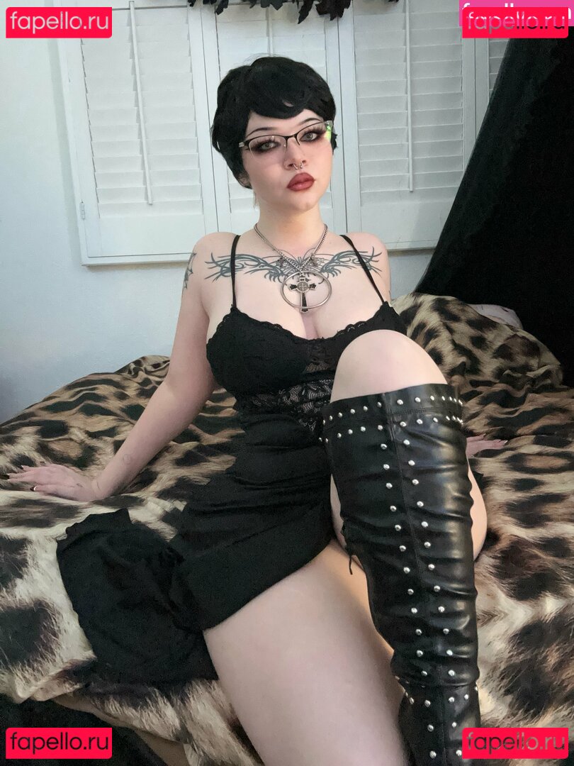 vampypawz Onlyfans Photo Gallery 